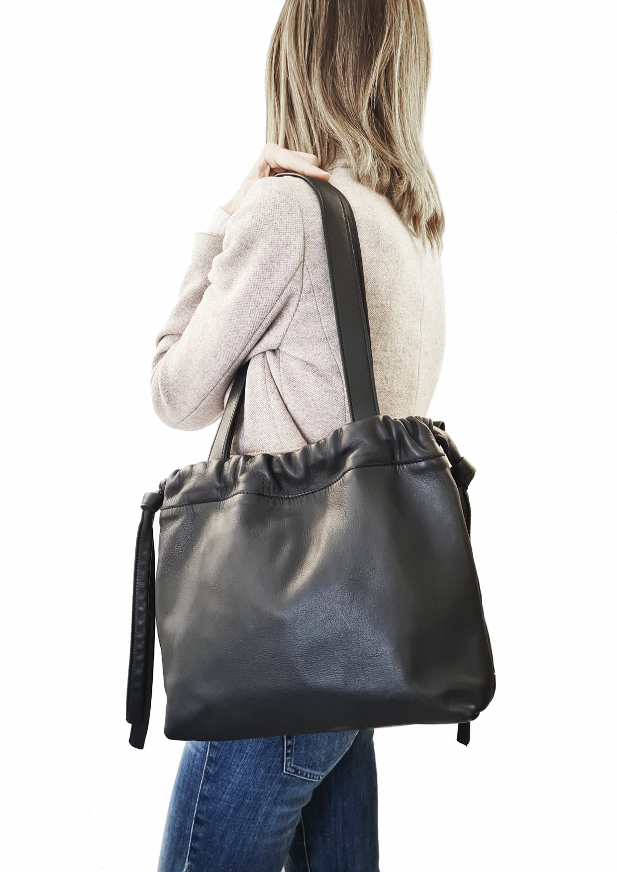 CAPE TOWN SHOPPER